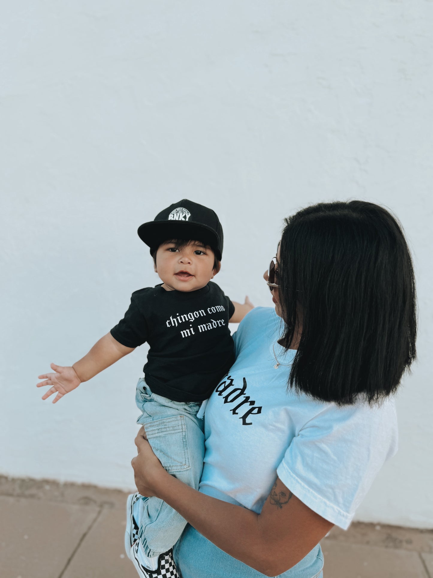 Chingon como mi Madre T-shirt